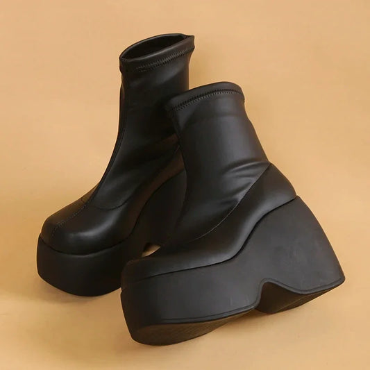 Stivaletti da donna con plateau stile gotico comodi da passeggio